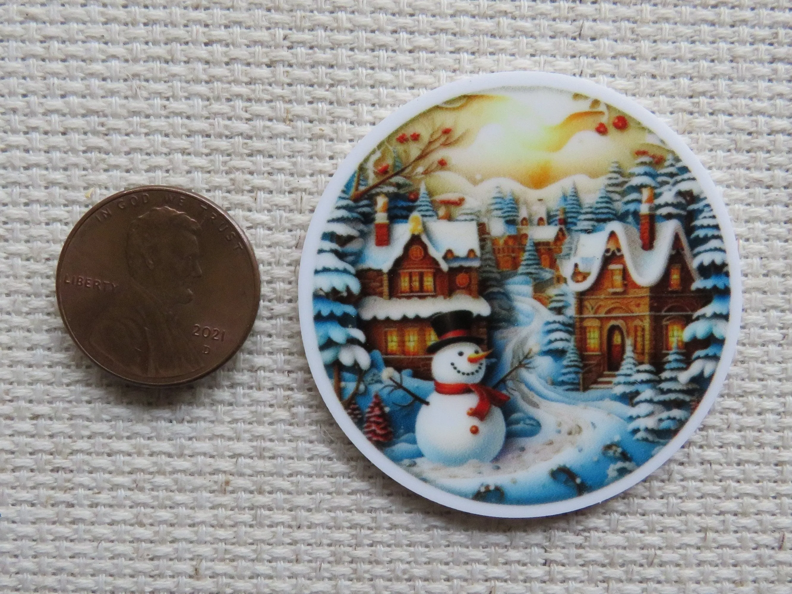 Cozy Snowman Scene Needle Minder, Cover Minder, Magnet