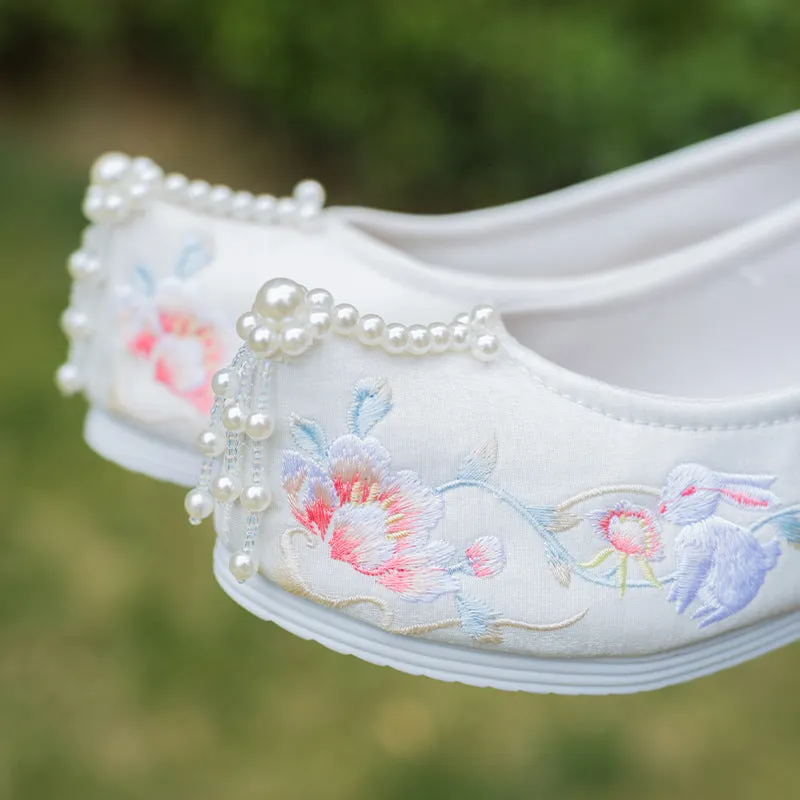 Creative Pearl Spring Beaded Tassel With Canvas Shoes