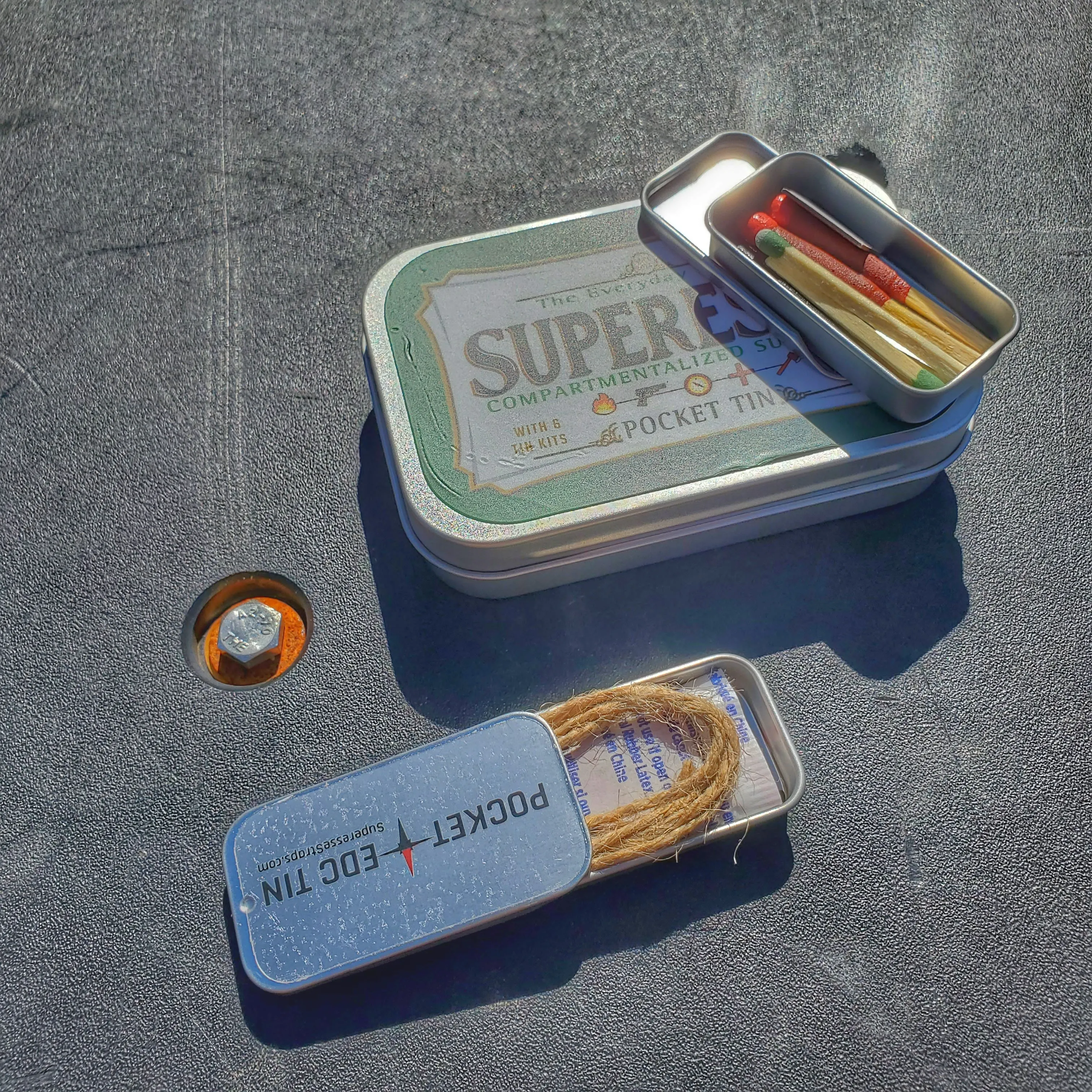 EDC Pocket Tin - Compartmentalized Survival Kits