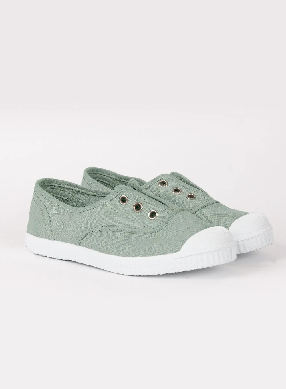 Hampton Canvas Plum Plimsolls in Olive