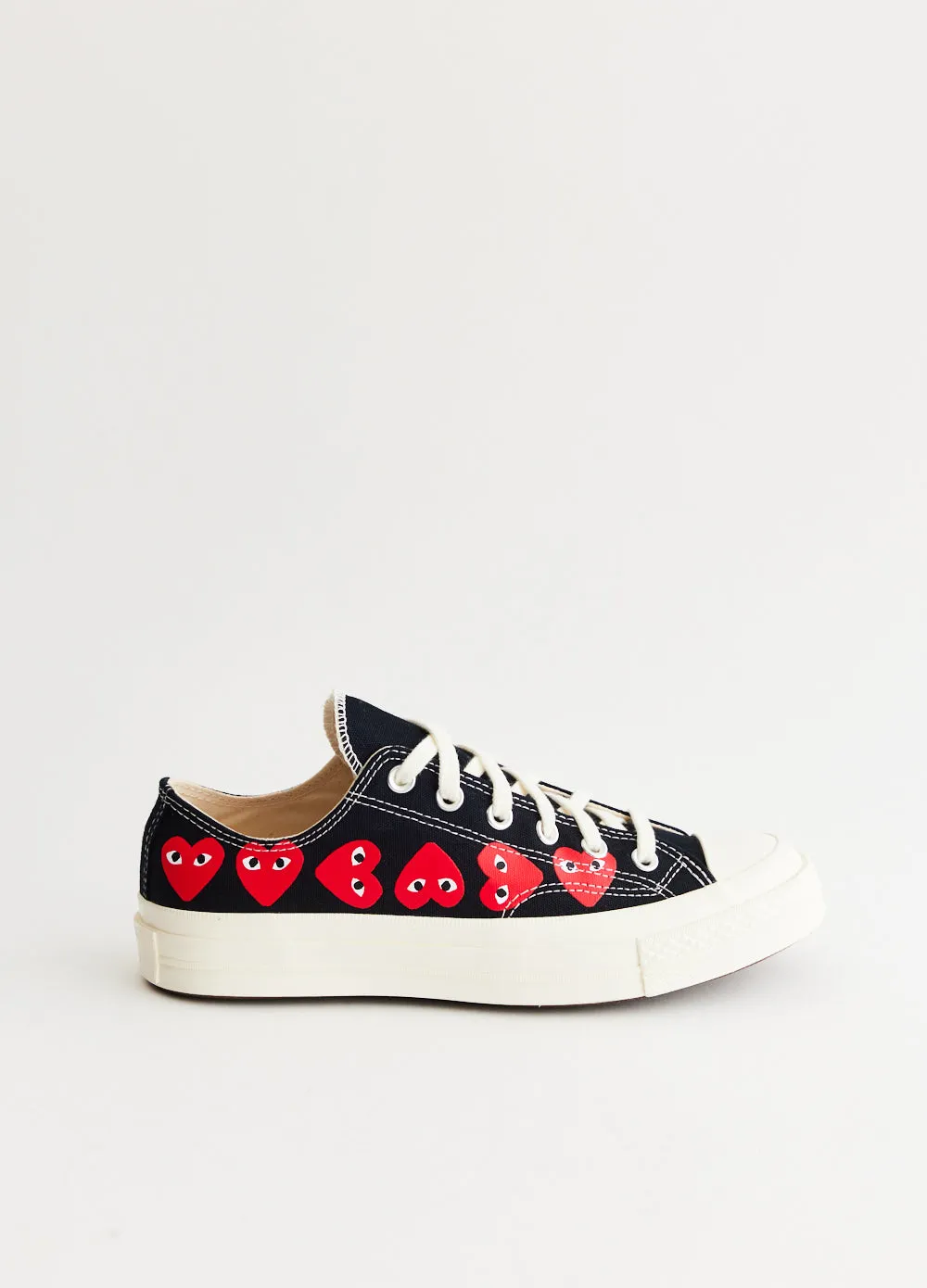 K126 Converse Multi Heart Low Top Sneakers