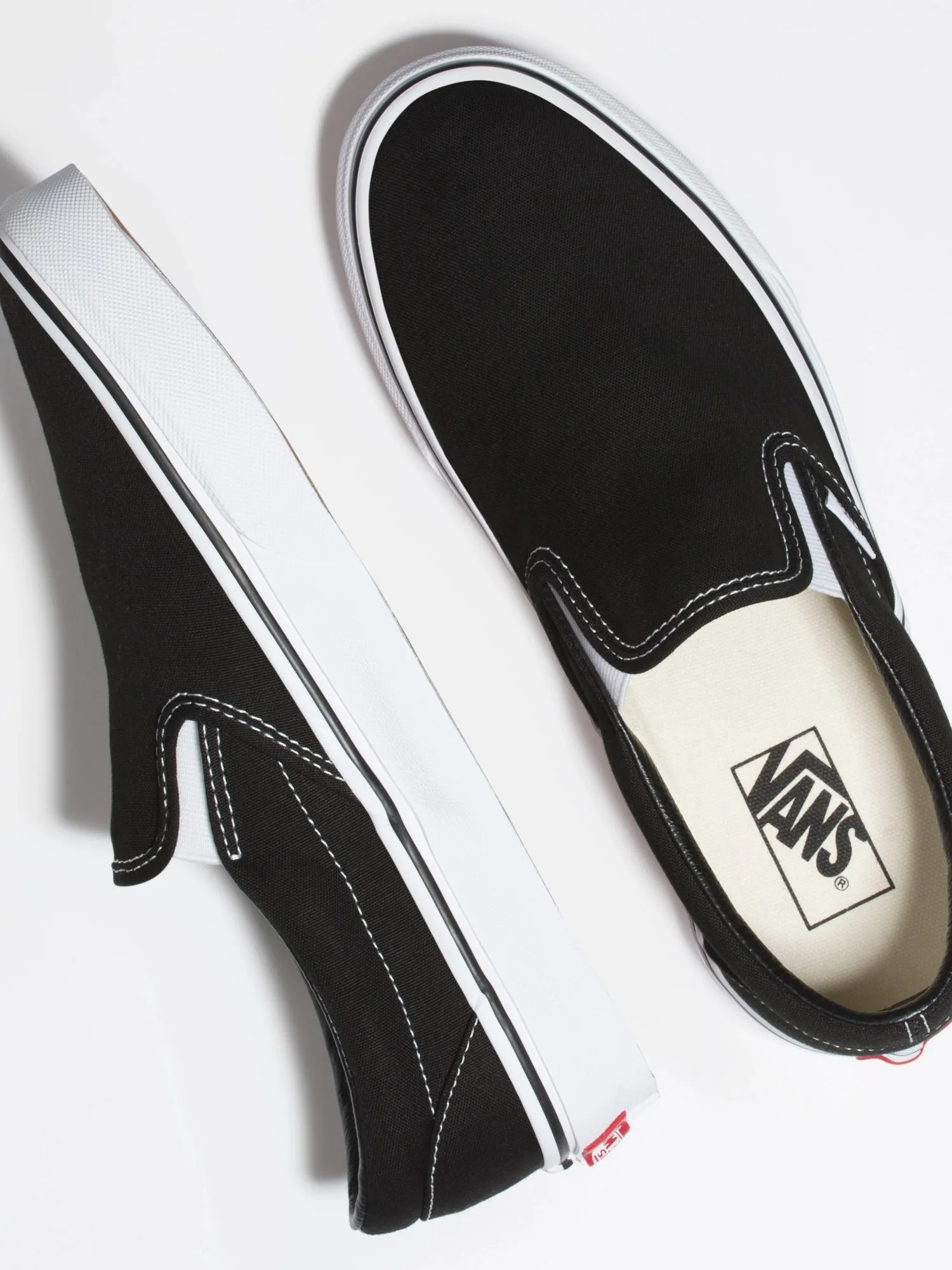 MENS VANS CLASSIC SLIP-ON BLACK CANVAS SHOES