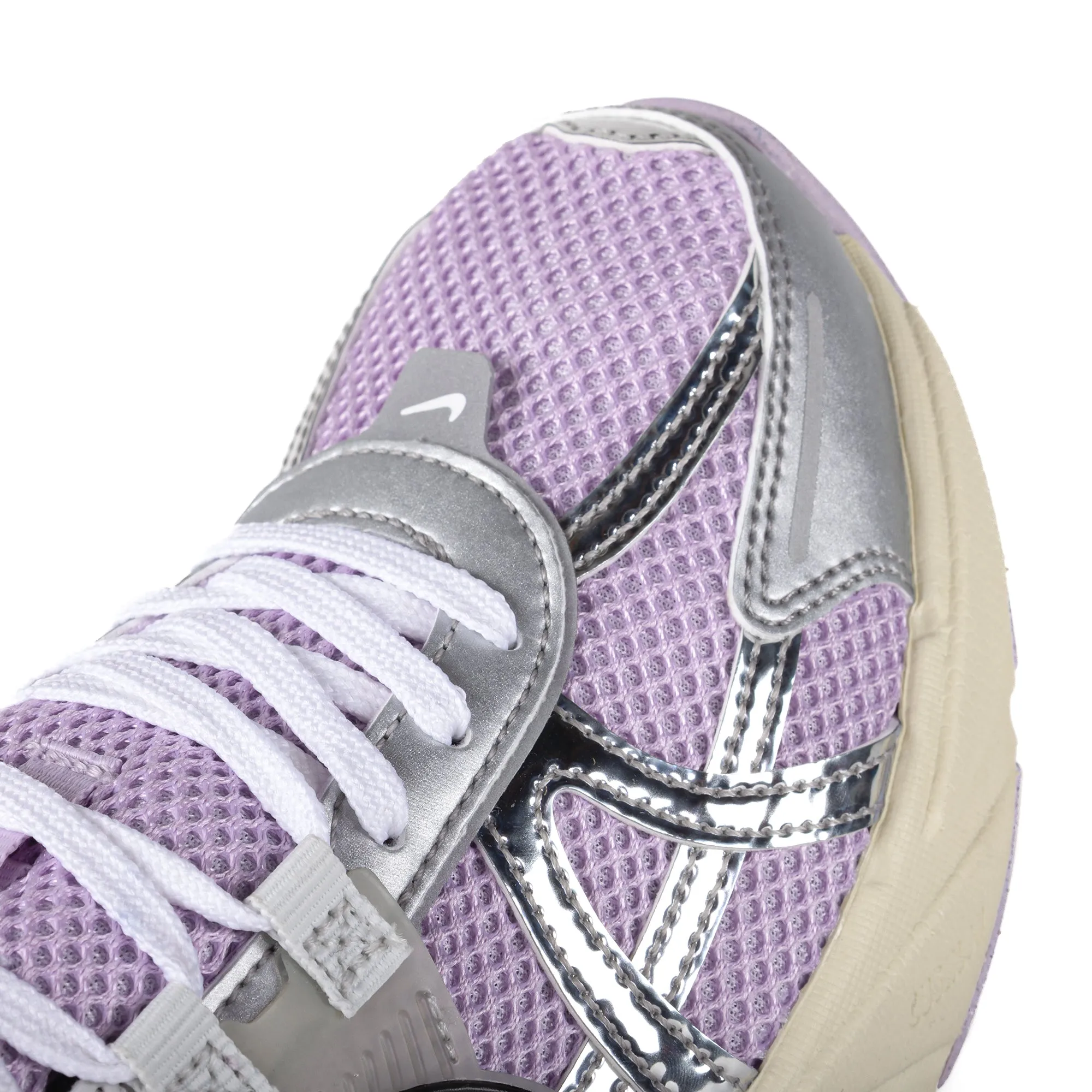 Nike Women's V2K Run Doll/Metallic Silver/Black/Barely Grape HF1876-500