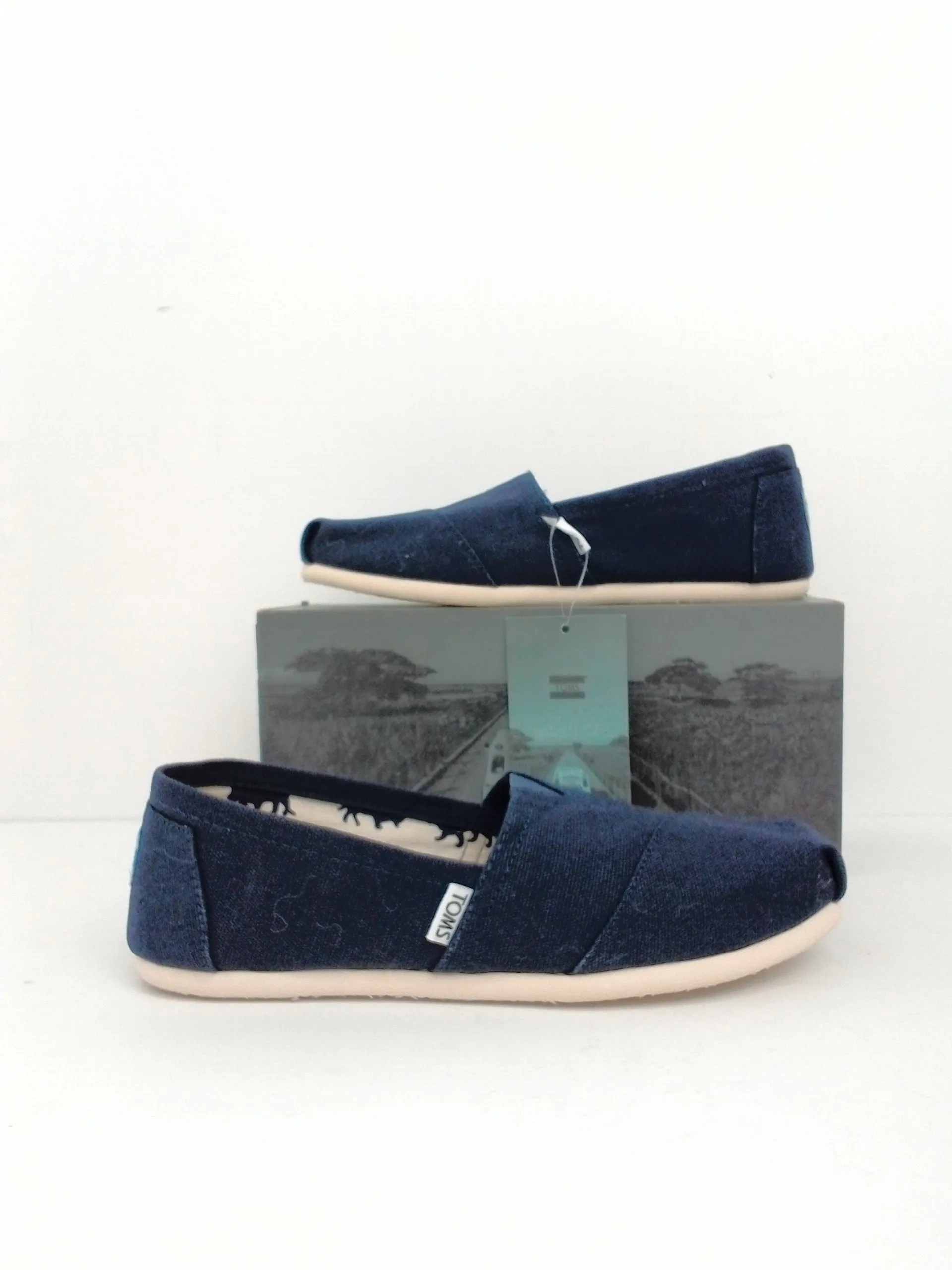 Toms Women's Classic Navy Canvas Size 8.5