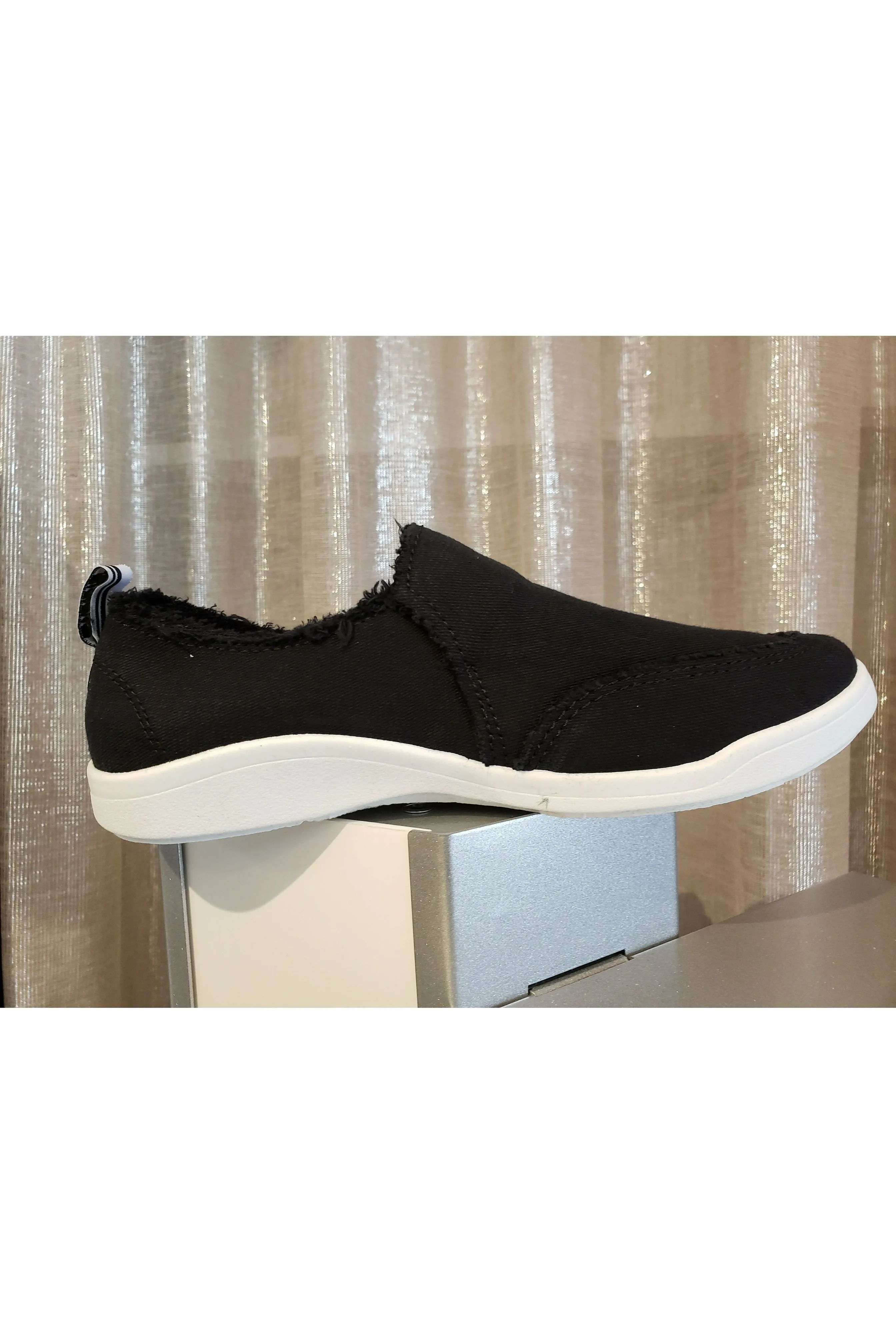 Vionic Canvas Slip On Shoes - Style Venice Malibu